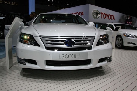 Lexus LS600h