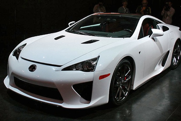 Lexus LF-A.