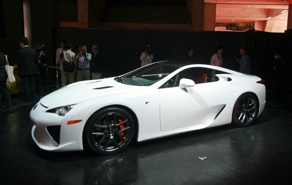 Lexus LF-A.