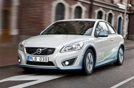  Volvo C30.