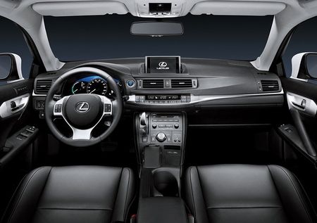 Lexus CT 200h