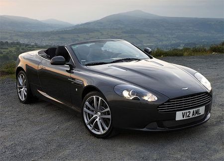 Aston Martin DB9