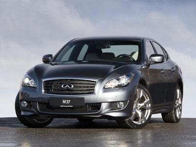  Infiniti M     