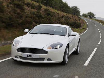   Aston Martin:   DB9 ()