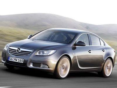 Opel  -  Insignia