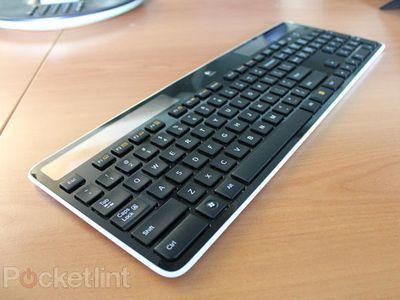 Logitech K750:      ()