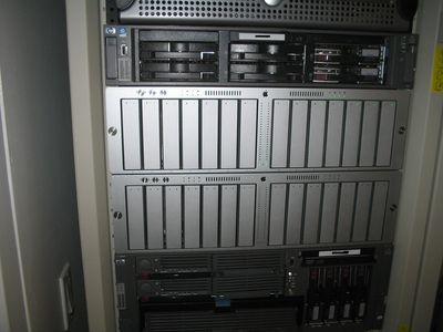 Apple      Xserve