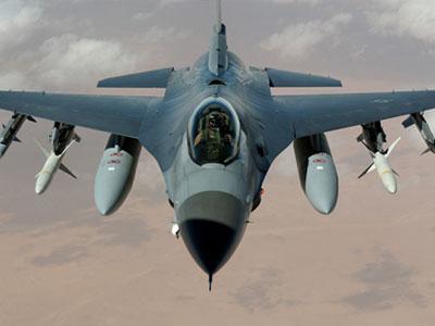 F-16.