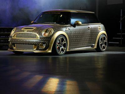 MINI Cooper    ""   Louis Vuitton ()