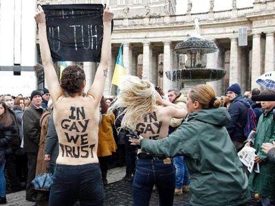  FEMEN   