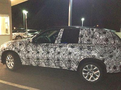 BMW   X7