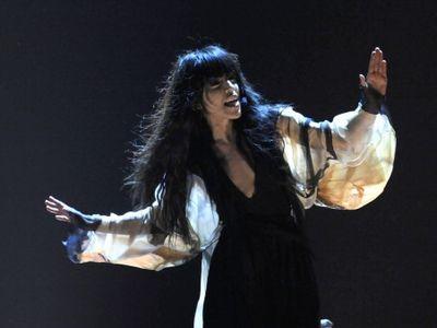  "-2012" Loreen    