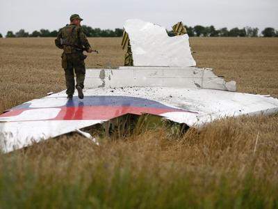    MH-17   